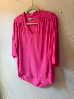 REVOLVE Amanda Uprichard 100% Silk Hot Pink Blouse XS Airy Spring Resort Top USA